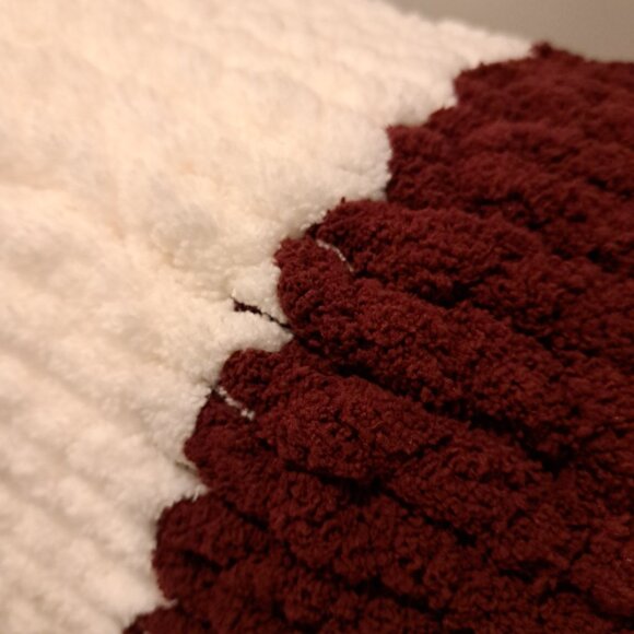 Handmade chenille blanket - Picture 5 of 14